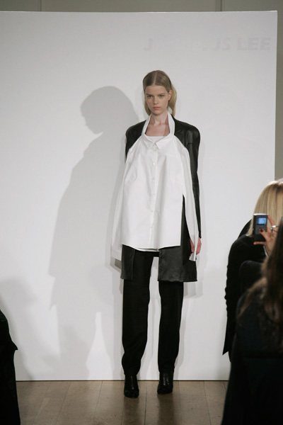 British Fashion Council on Great Britain   London  Fashion Week Fw 2011 12   Modem Mag