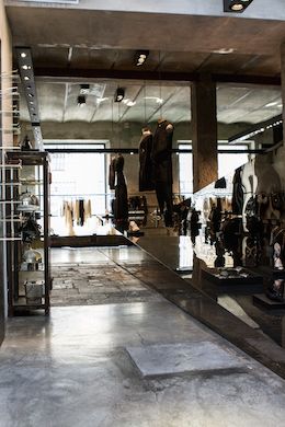 Antonioli | Multi-Label Store | mini web sites | modemonline.com